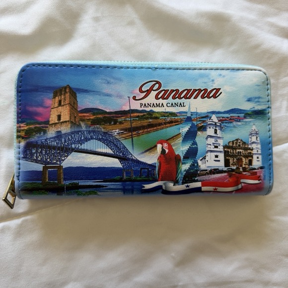 Panama Jack Handbags - Panama Multicolor Zipper Wristlet Purse Wallet Canal‎